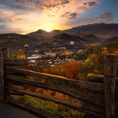 The Mason Jar, Hot Tub, Wifi, 1089 Free Tickets Each Paid Day, Dollywood And More! Pigeon Forge Exteriör bild
