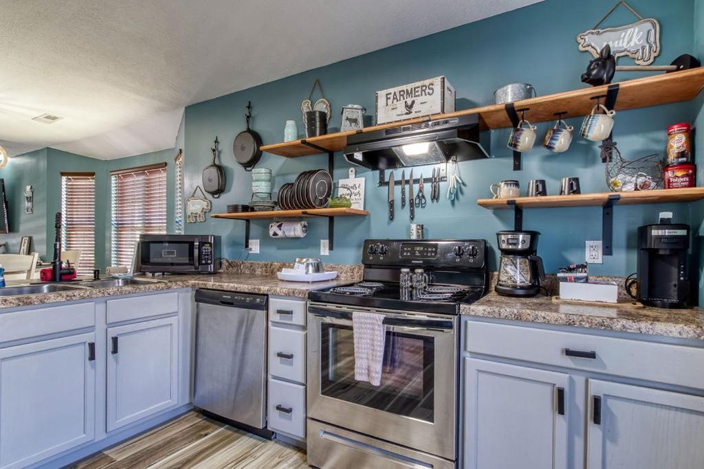 The Mason Jar, Hot Tub, Wifi, 1089 Free Tickets Each Paid Day, Dollywood And More! Pigeon Forge Exteriör bild
