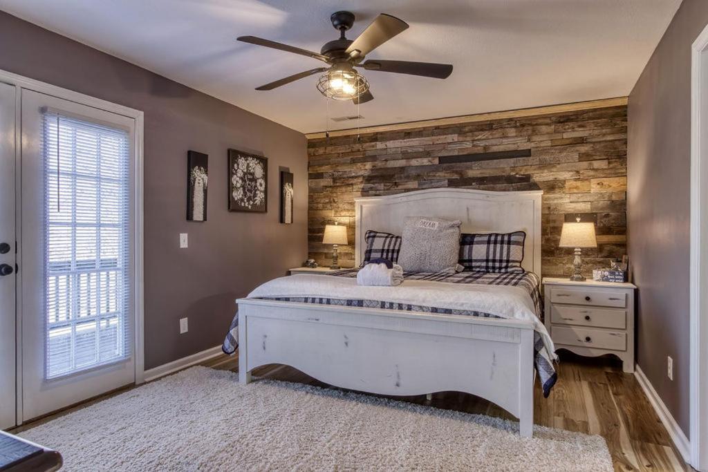 The Mason Jar, Hot Tub, Wifi, 1089 Free Tickets Each Paid Day, Dollywood And More! Pigeon Forge Exteriör bild